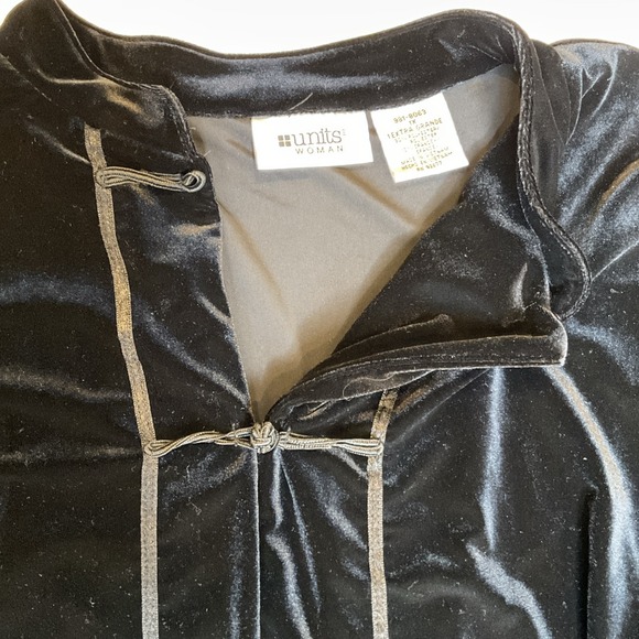 Units Woman Black Velvet Jacket‎ Frog Close Mandarin Collar Size 1X - Picture 2 of 8